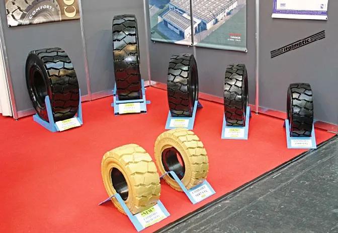 电动叉车和内燃叉车使用区别图片,内燃叉车和电动叉车的不同点