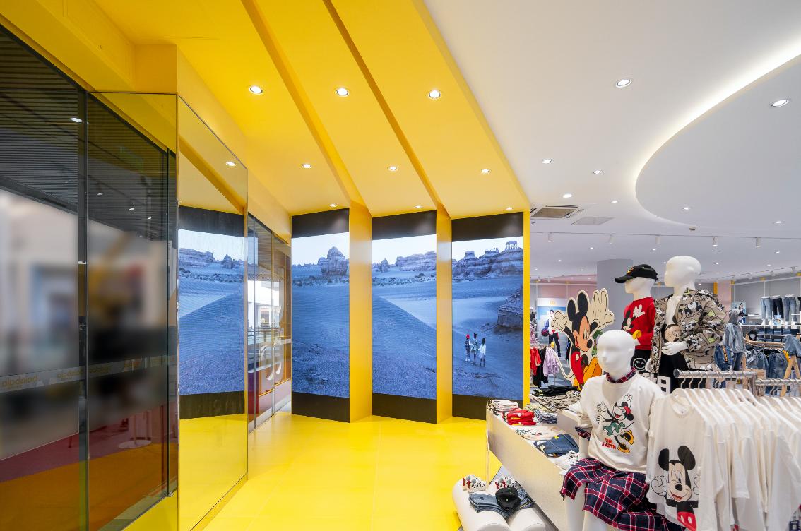 巴拉巴拉官方旗舰店2018年视频,巴拉巴拉杭州形象旗舰店