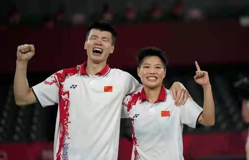 奥运金牌冠军背后的真实故事,奥运冠军的身残志坚励志故事简短