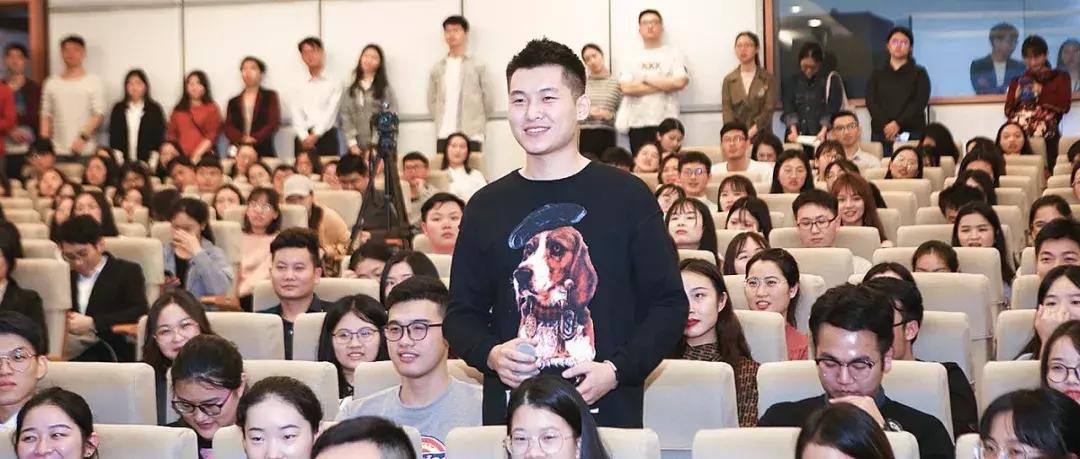 拿到offer一个月入职合适,应届生无经验如何快速拿到offer