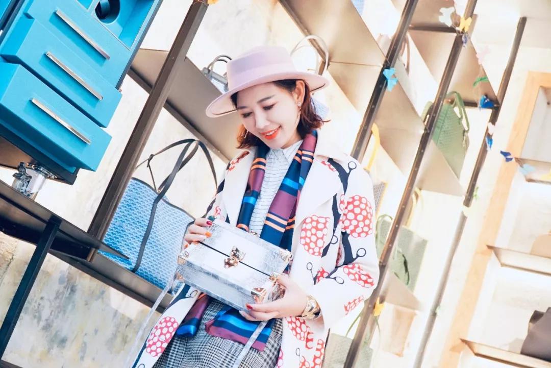 荷兰奥特莱斯折扣店,荷兰奥特莱斯打折