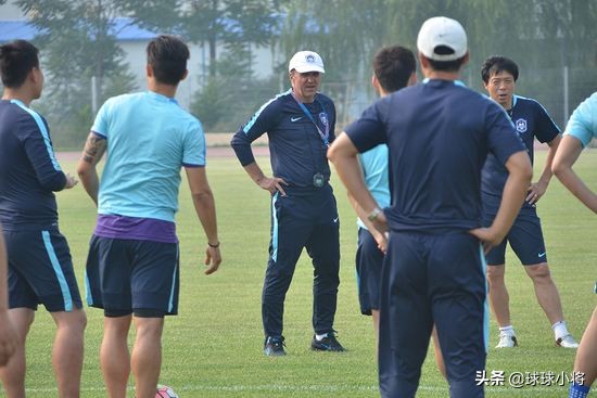 当年为泰达队制定“疯跑战术”，多年后我们才明白，他是好教练