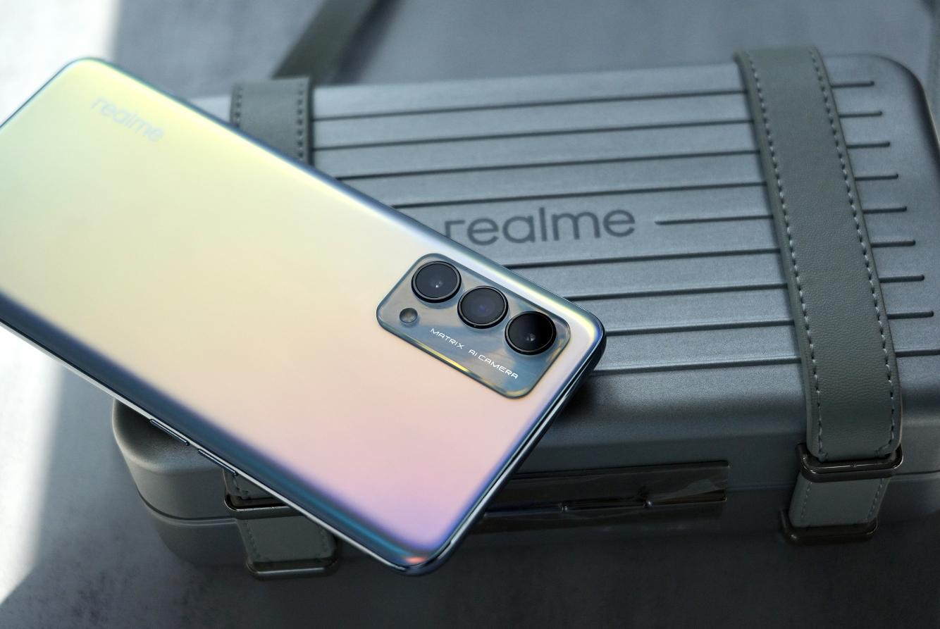 realme真我gt大师版对比,realmegt大师探索版手机的优缺点