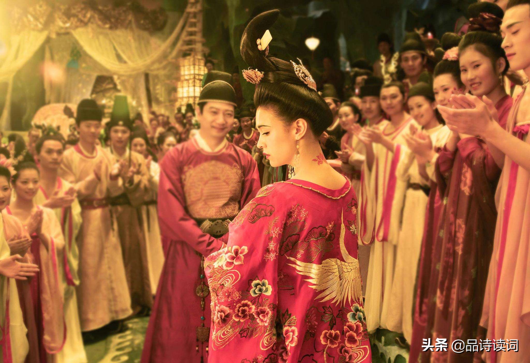 李白当年被嘲笑他写了一首诗,李白最细思极恐的十首诗