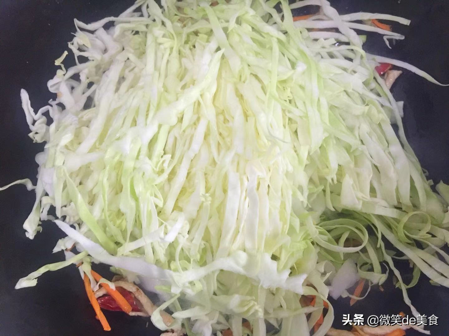 家常菜100道开胃下饭卷心菜烧粉丝,卷心菜炒胡萝卜超下饭做法