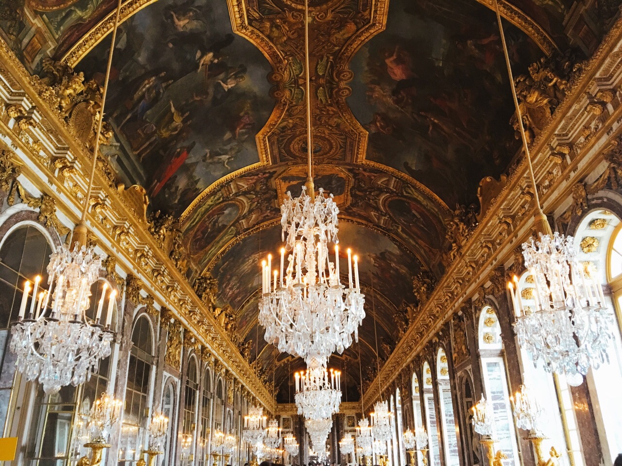 那位“何不食肉糜”的绝代王后，竟引领世界潮流三百年？