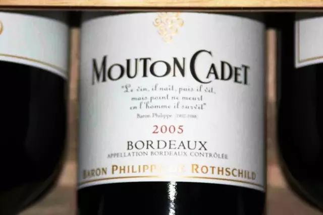 罐装酒和原瓶酒有什么区别,灌装酒与原瓶酒有什么区别