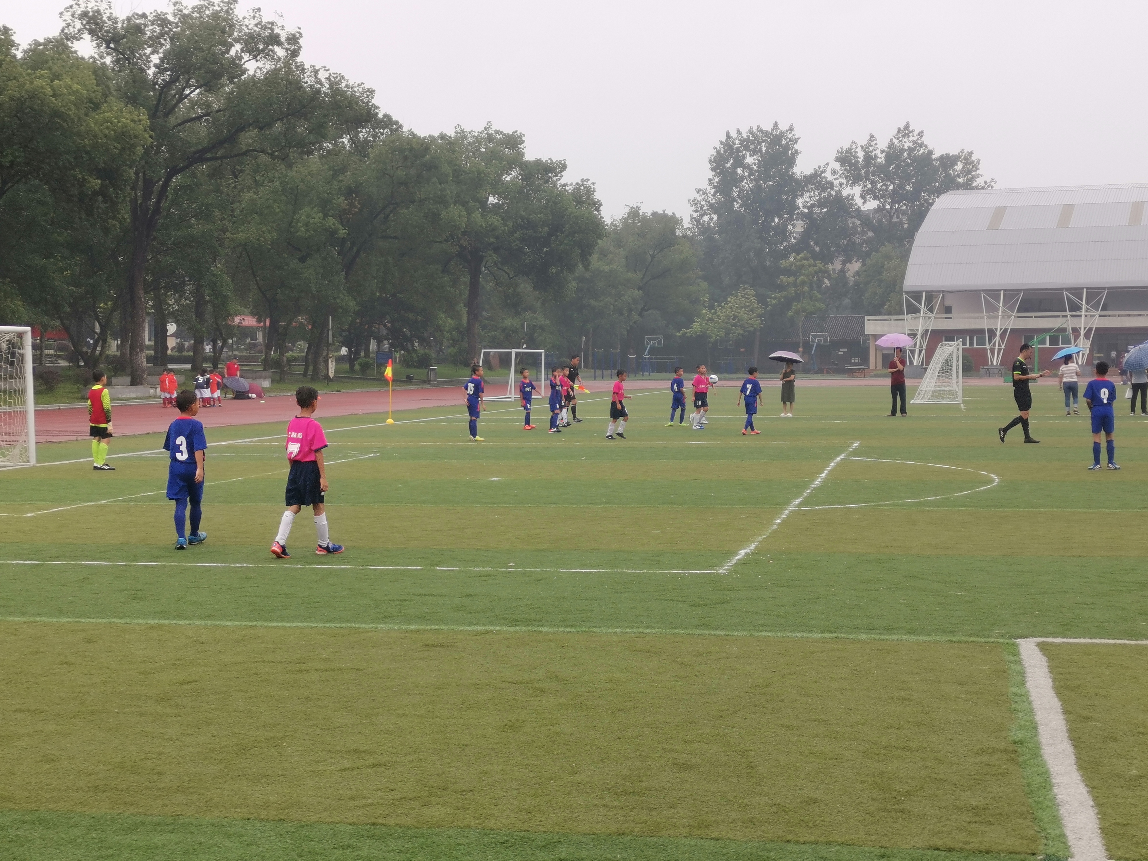 创造历史！北湖实验学校获得2019年全国青少年体育冬夏令营（四川站川南赛区）足球比赛u10组冠军