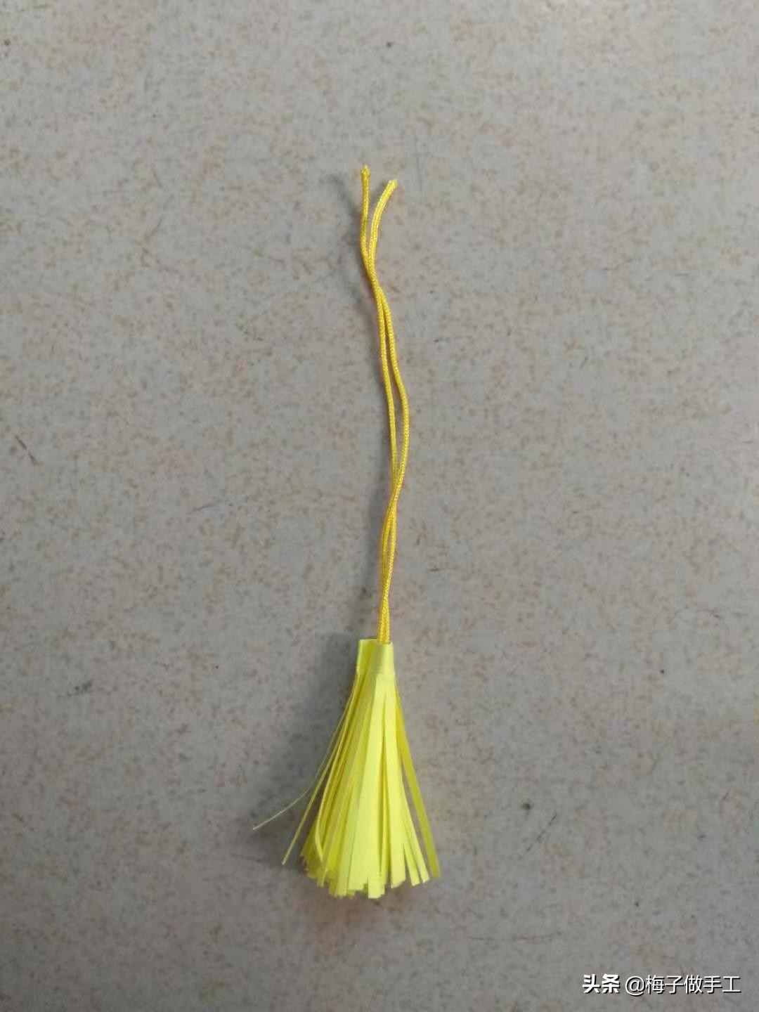 折纸简单又漂亮的过年小灯笼,简单折纸灯笼中秋节两三步完成