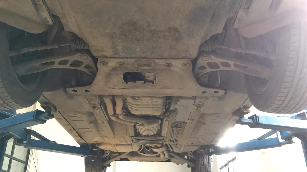 第四代宝马三系e46,05年宝马三系e46还值不值得买