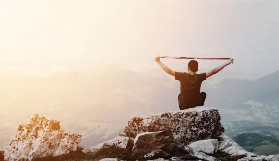 武汉疫情下蜗居在家的14亿人：找回IC的家，是动荡2020真正的邀请