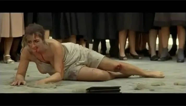 三十而已顾佳为何与富太太决裂,三十而已顾佳和富太太们决裂原因