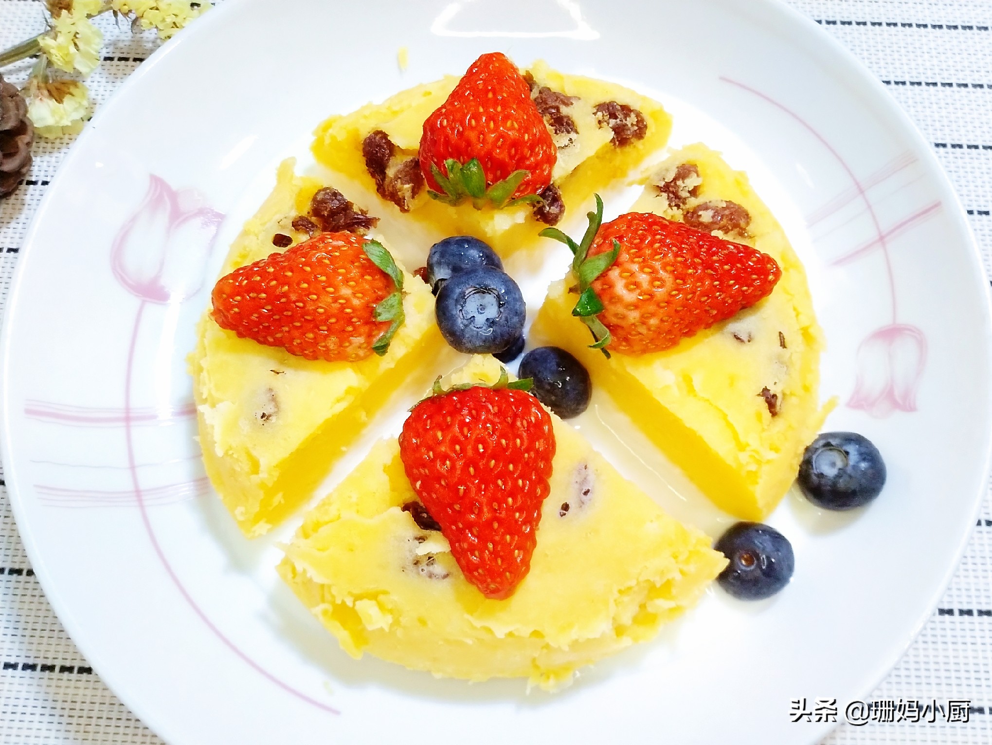 何炅纯奶蛋糕的做法原视频,何炅教你做蛋糕烤箱20分钟搞定