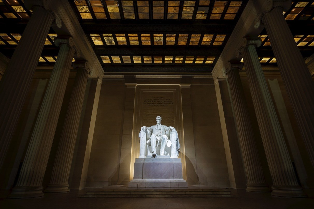 单反夜景拍摄技巧,单反相机如何拍出好看的夜景