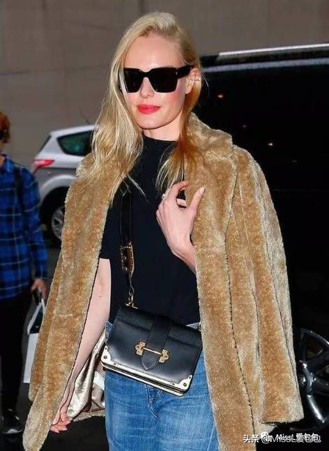 第18只包｜PradaCahier：不只是穿Prada的女王，更是你的月光宝盒