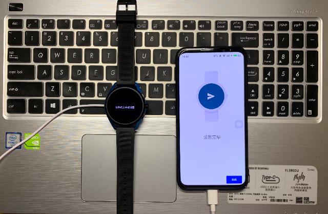 阿玛尼智能腕表第五代,阿玛尼智能手表第四代art5006