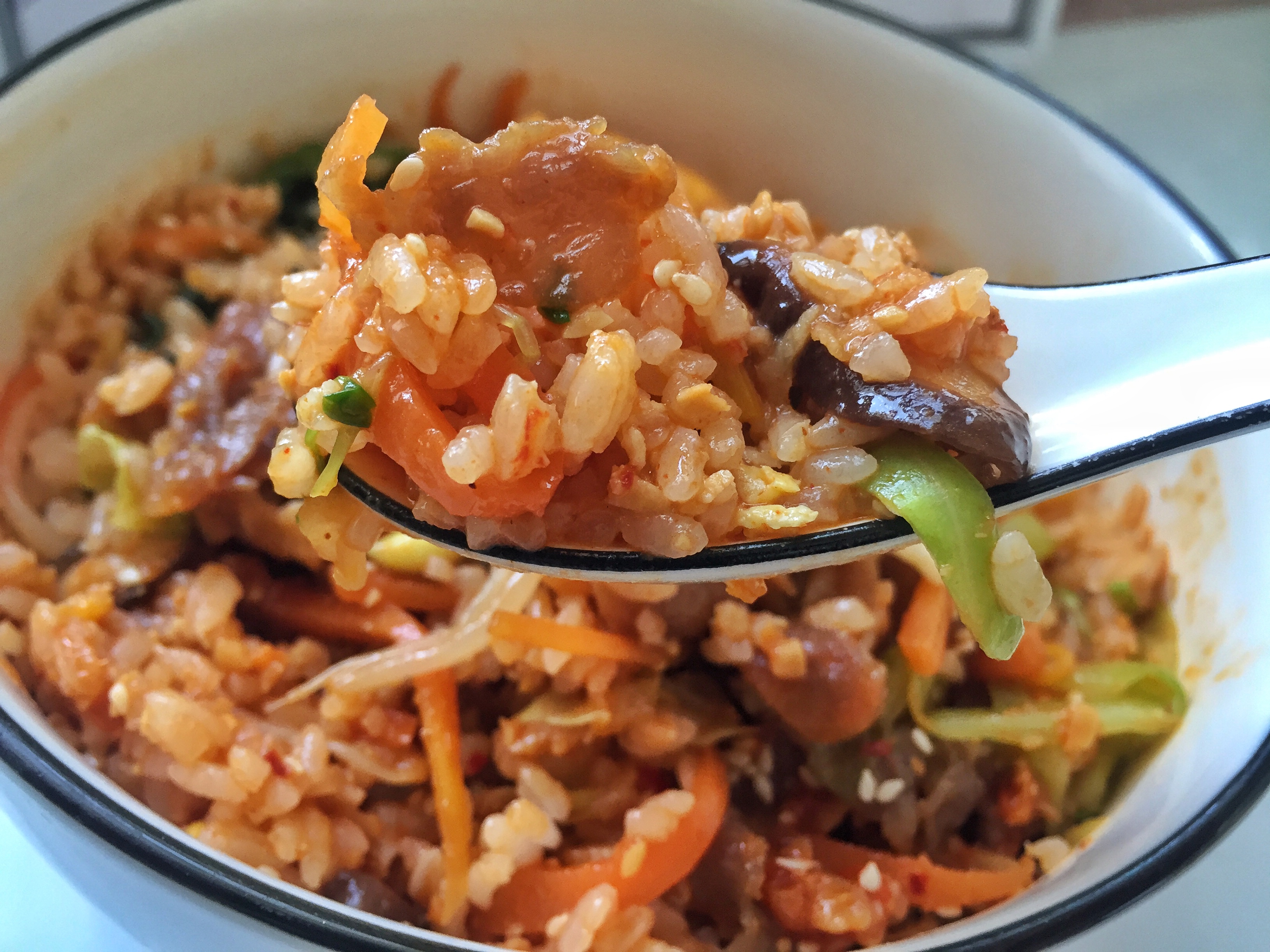 超简单的韩式拌饭超好吃美食,超级简单的韩式拌饭