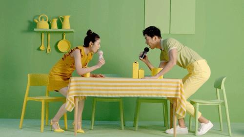 百万调音师黄磊李佳琦,李佳琦黄磊同台唱歌