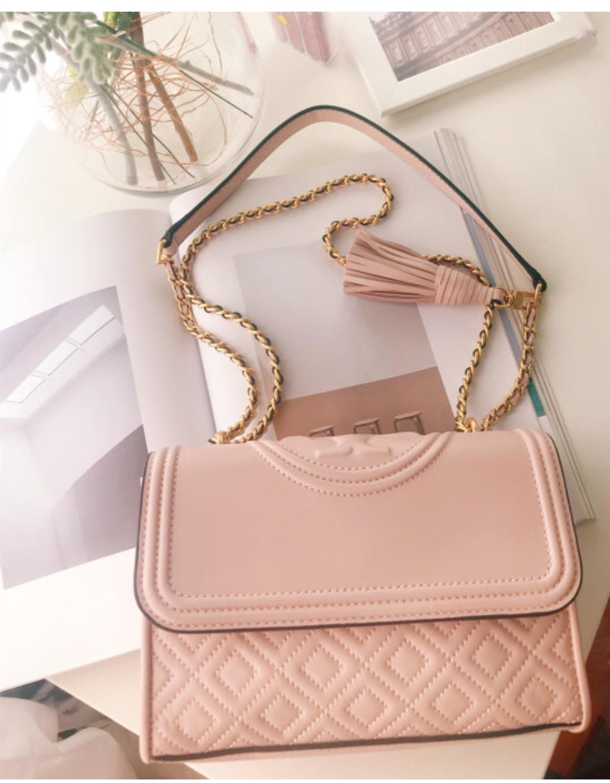 讨好女朋友的100种方法,讨好女朋友的一百种方法