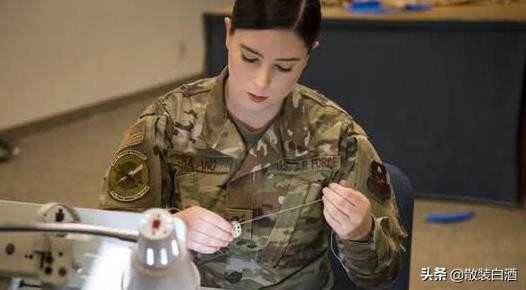 美军刚入伍的普通士兵工资是多少,美军士兵服役6年有什么待遇