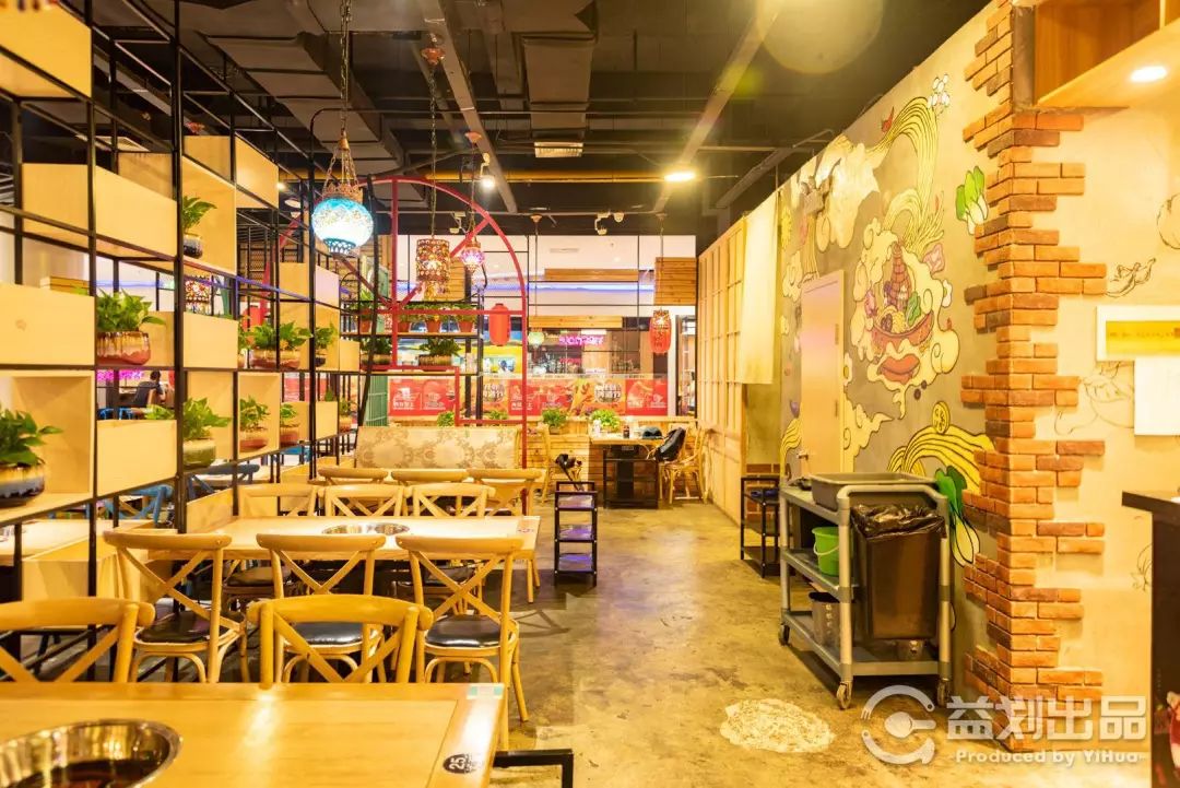 大连这家店两人一锅吃到撑，吃完虾还能涮火锅！这是什么操作？