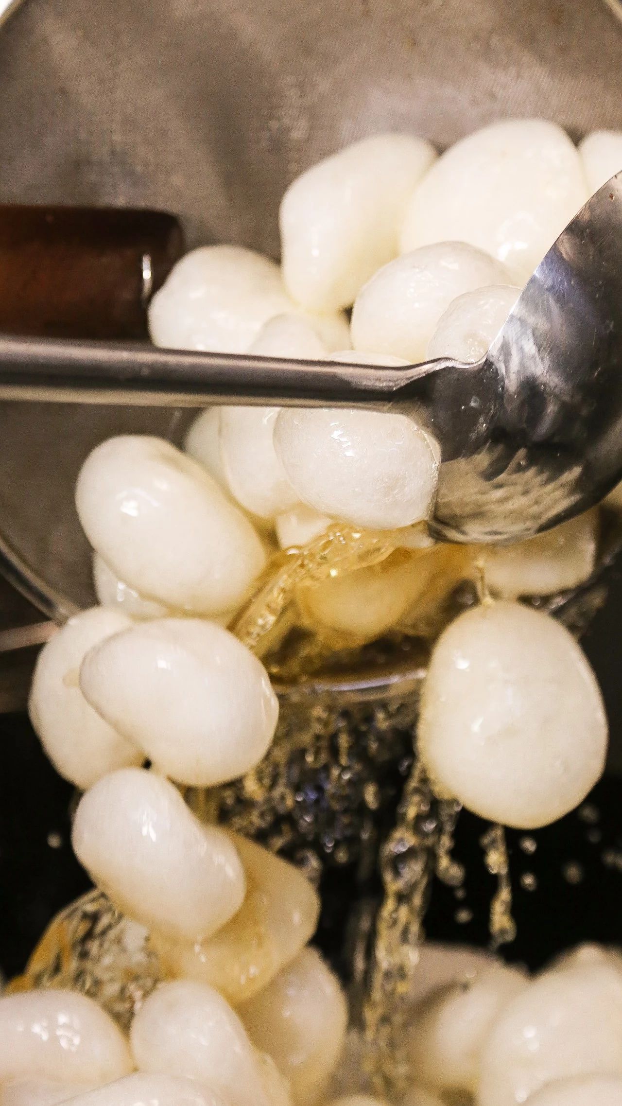 “凉飕飕”火锅来到深圳，清甜消暑！还有龟苓膏送~