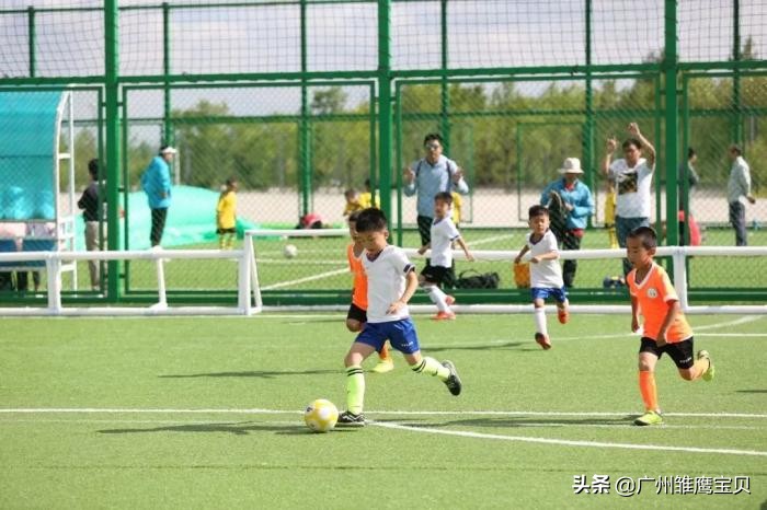 雏鹰宝贝幼儿园足球,足球特点示范幼儿园如何实施