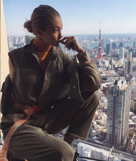 iu发型图片中短发,慵懒韩式低马尾丸子头iu