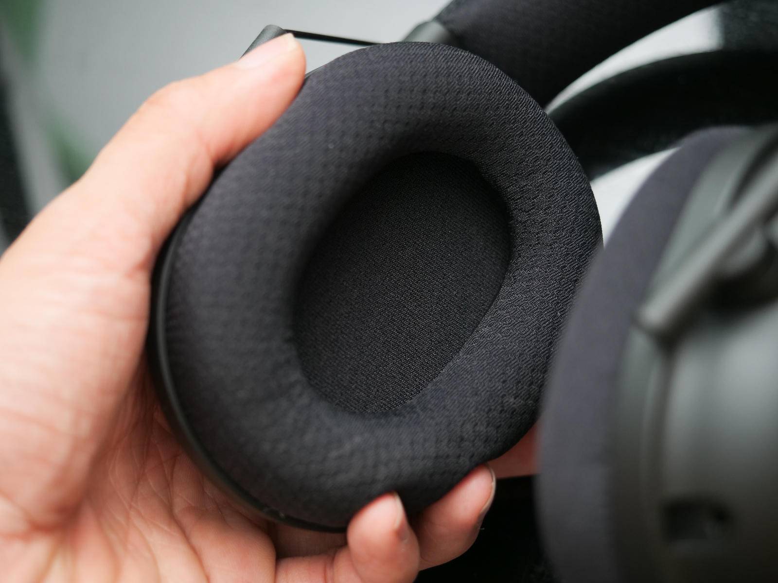 雷蛇razer旋风黑鲨v2x黑色国行,雷蛇旋风黑鲨v2专业款