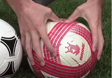 足球技巧颠球教案,足球基础过人技巧教学