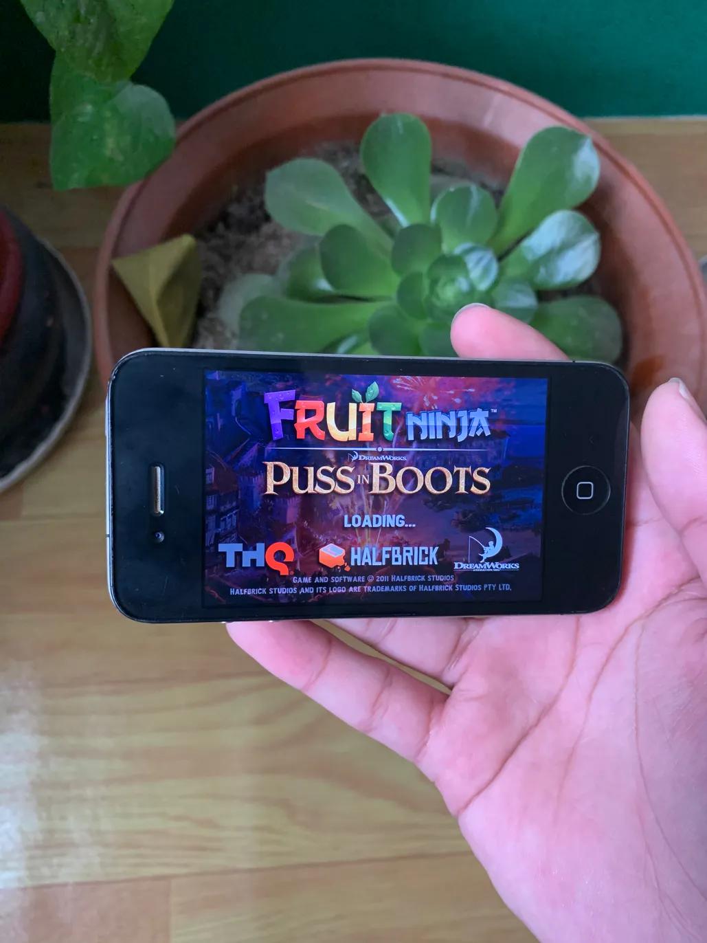 你还记得第一款苹果手机吗,你还记得第一部手机吗