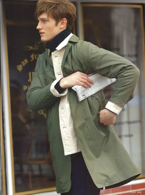 矮个子风衣内搭怎么搭配,矮个子穿风衣怎么搭配裤子好看