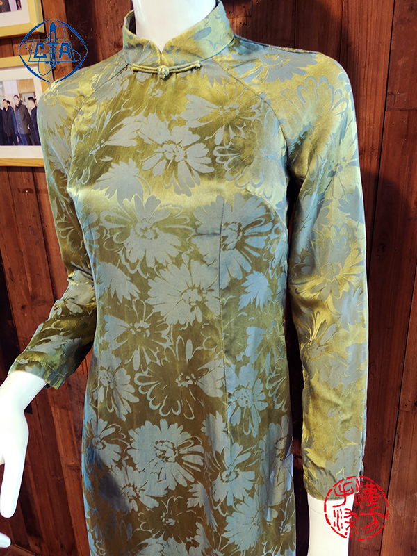 植物染桑蚕丝希赛尔交织缎时装欣赏