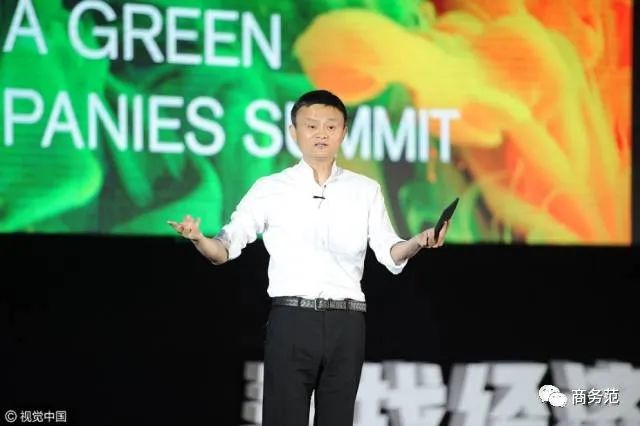 这些亿万富豪买衣服，认准了11个牌子买到底