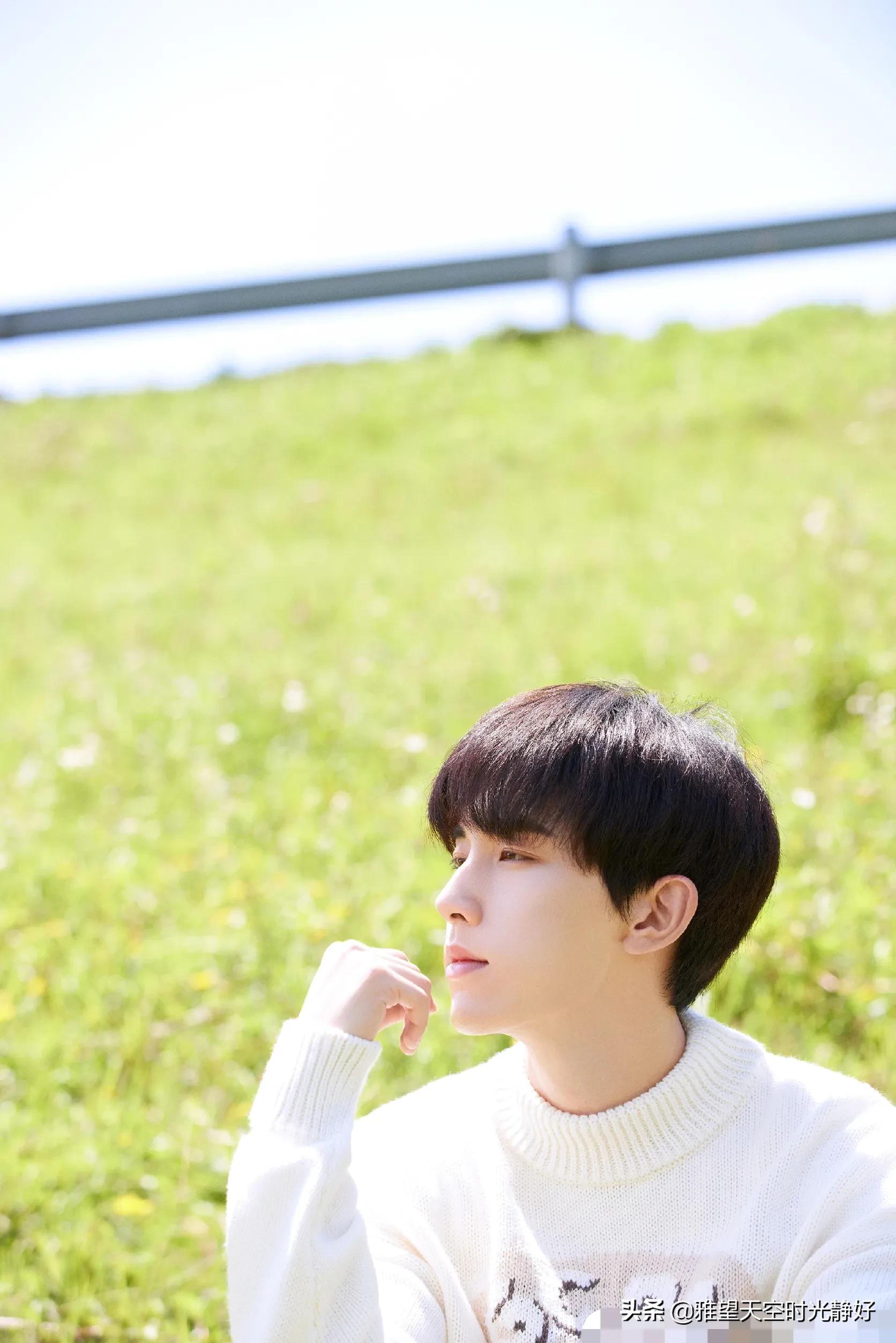 盘点国内男明星完美侧颜，谁才是你心中360度无死角完*男美**神呢？