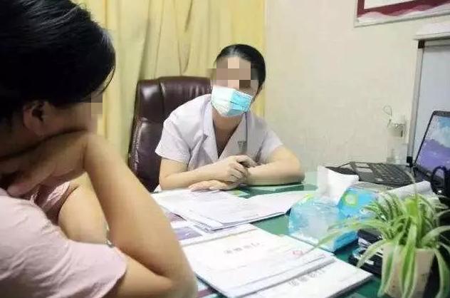 妻子第一次生孩子，医生却说不是头胎，这些“痕迹”瞒不住