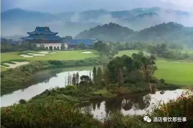 冬季暖阳尽享温泉之旅,冬日里一场浪漫的温泉
