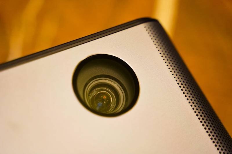 大眼橙投影仪家用x7m智能投影,极米和大眼橙x7d投影仪对比