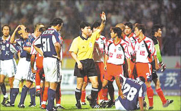 国足五大离奇失误,国足足球变革