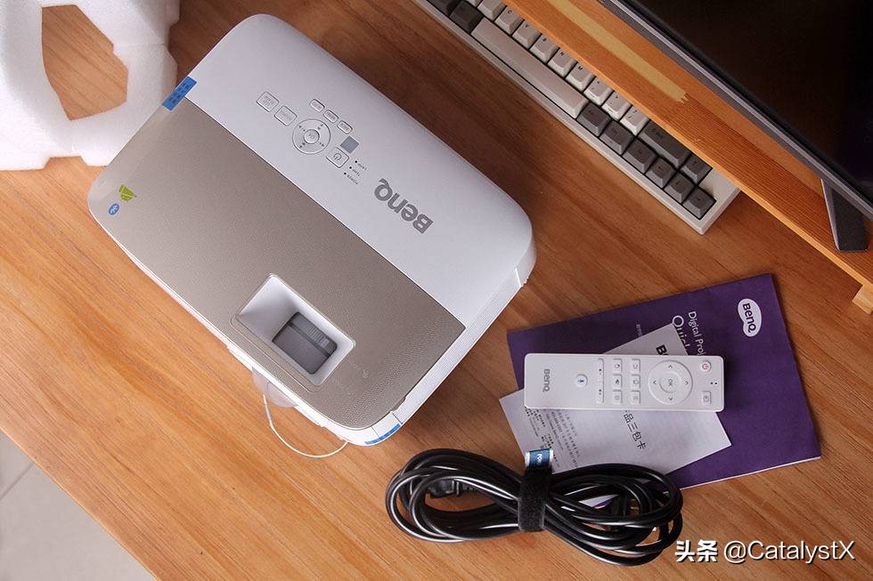 明基i707投影仪配什么幕布,明基i707投影仪如何全屏