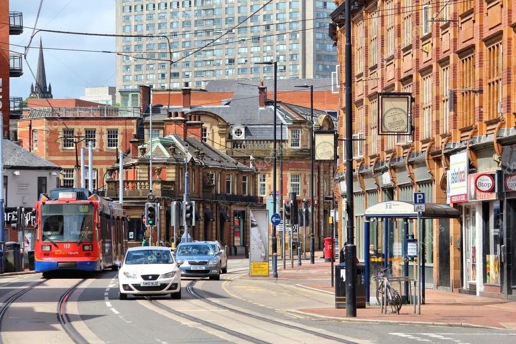 英国最低调的大之一：伯明翰大学，学术不打折，去哪都便利