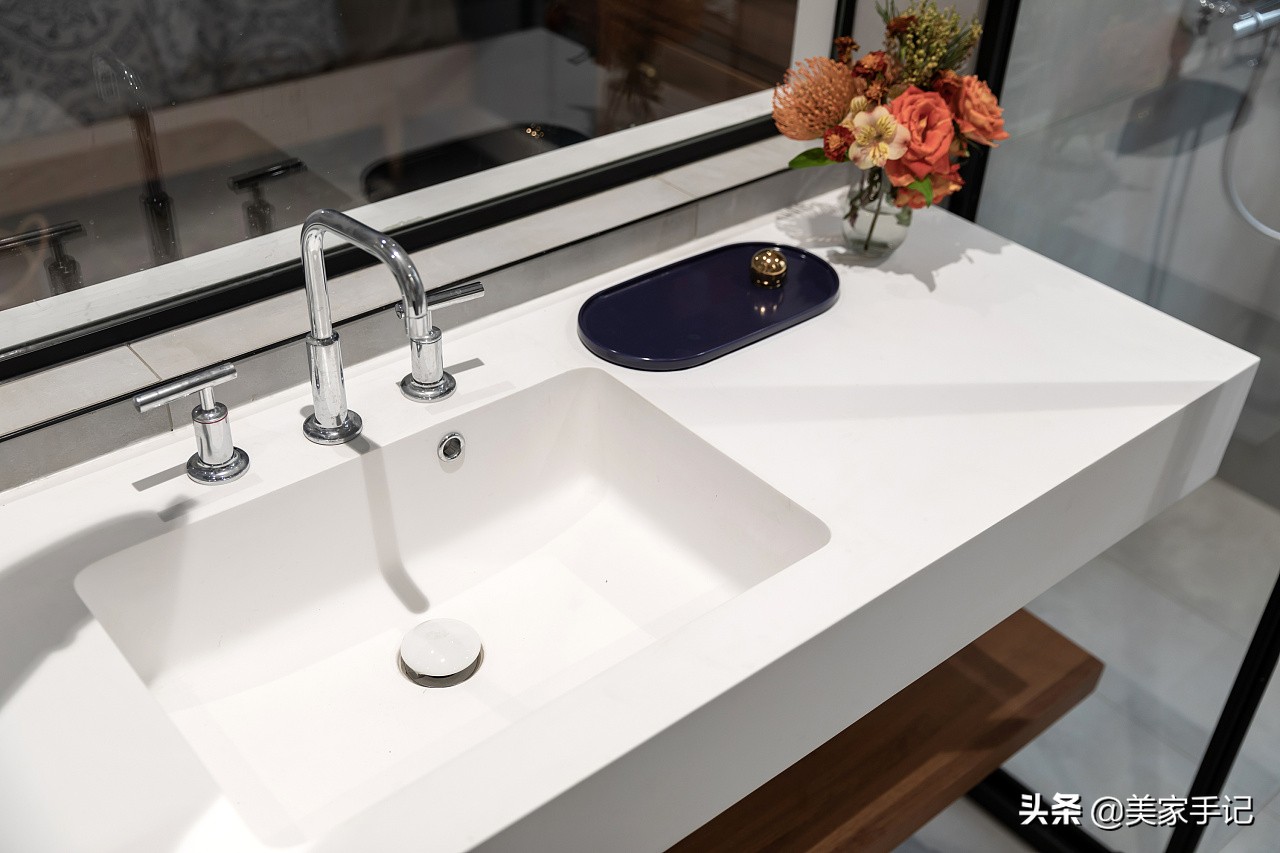 大面积留白风格装修,留白设计装修