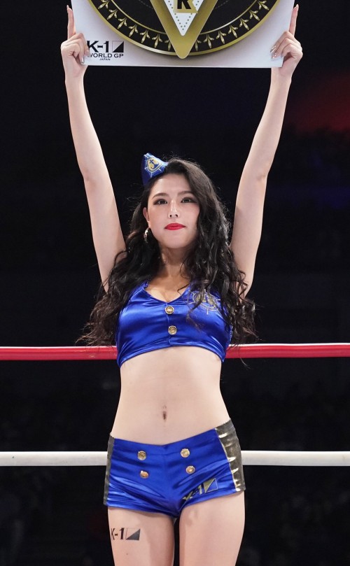 举牌女郎能挣多少,商业比赛举牌女郎多少收入