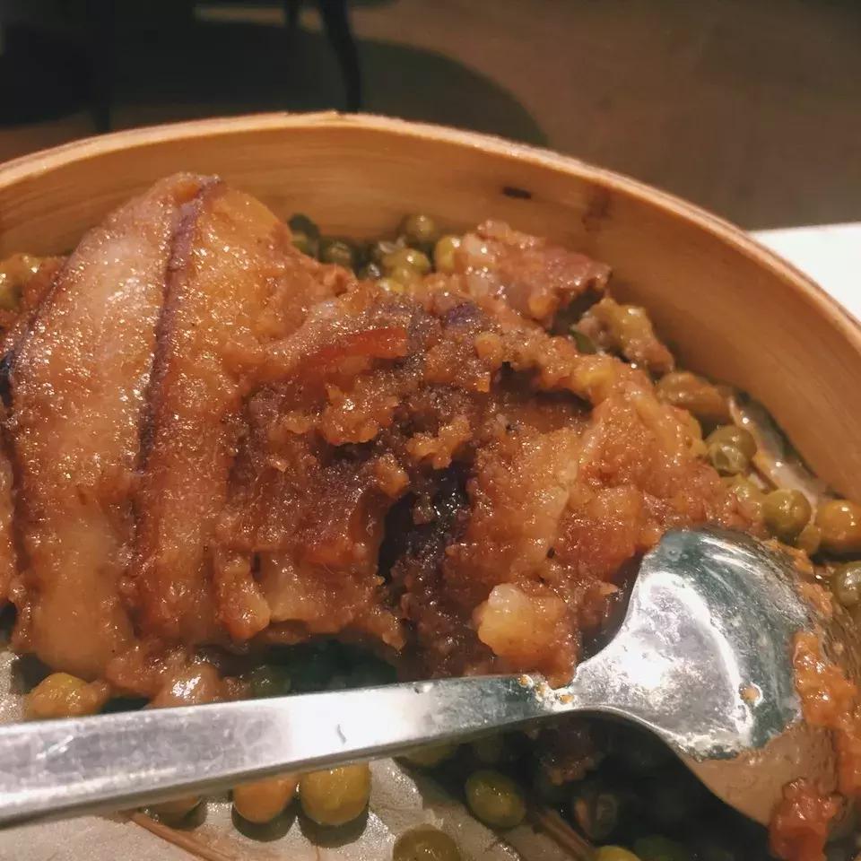 年夜饭大赏舌尖上的新年,各地年夜饭比拼吃什么才算有年味