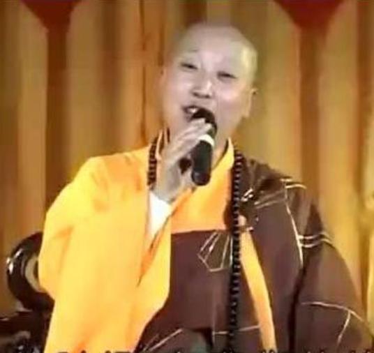 李娜是怎么蜕变的,59岁的李娜如今长得怎么样了