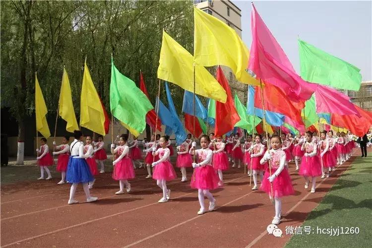 年度盛典豪情燃烧|韩城小“C罗”强劲出场见证“强国一代”的足球梦（组图）