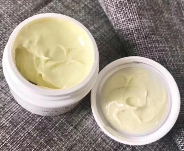 去皱眼霜去细纹鱼尾纹测评,10款大家关注度最高的抗皱眼霜