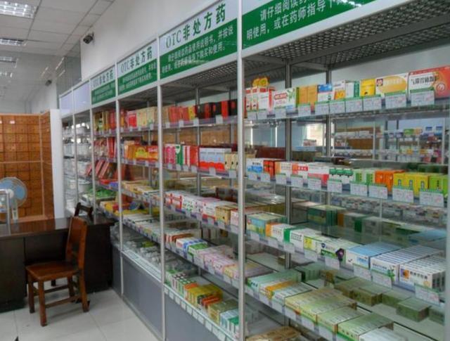 戚薇力荐的眼霜，用后黑眼圈细纹都没了，李佳琦：确实不错