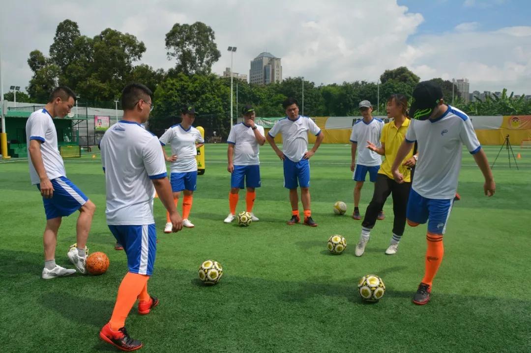 2022年校园足球怎么发展,校园足球怎么发展