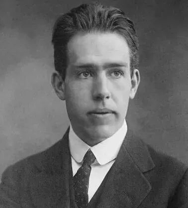 坤鹏论巴菲特,坤鹏论期货